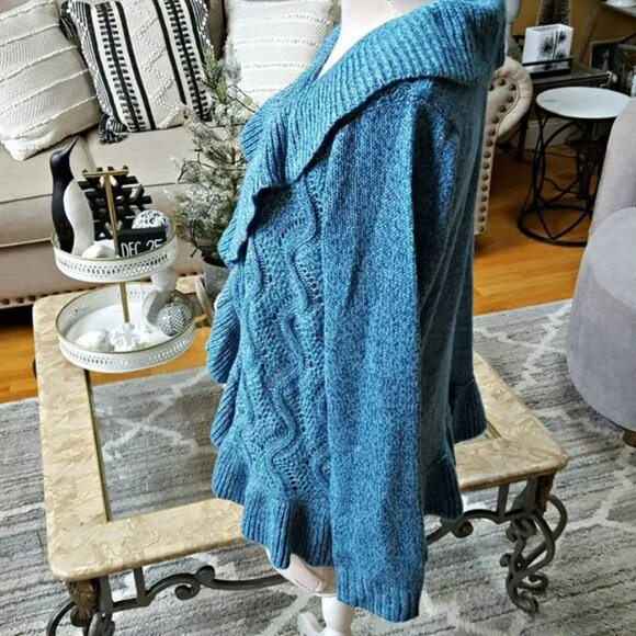 NEW! RUFFLE Front CARDIGAN SWEATER SZ L - Picture 2 of 4